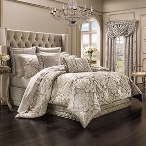 J Queen New York Bel Air 4-Pc. Comforter Set, Queen - Sand NWT